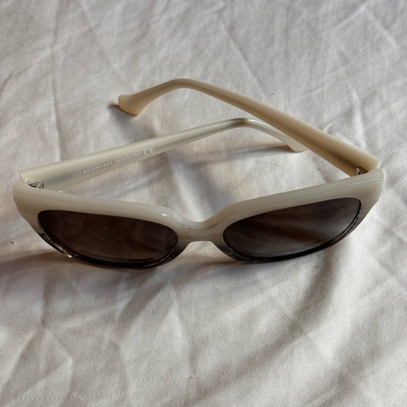 Balenciaga oversized sunglasses - Picture 5 of 6